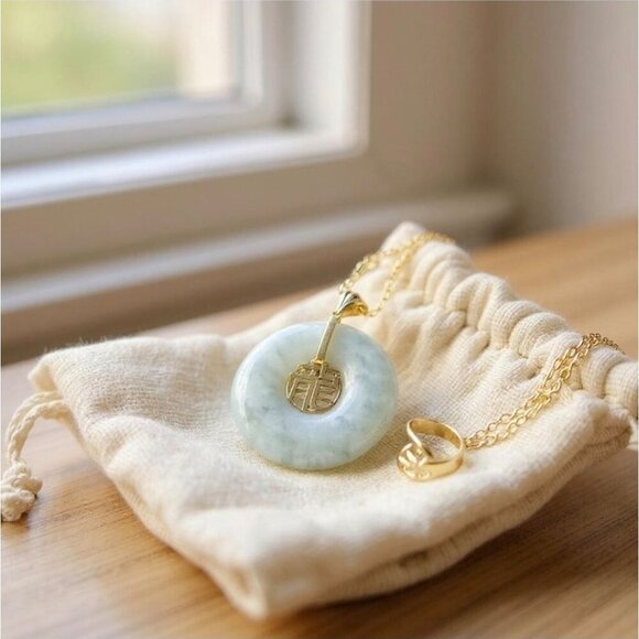 Dynasty ✦ Dragon Circle Jade Pendant ✦ 18k Gold Over 925 Silver 18" Chain NWT - Picture 5 of 15